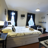 Looking for a good hotel near Manchester?