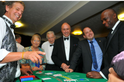 Generosity and Glamour at Golf Club