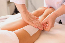 Waxing OR Shaving? La Belle Explores...