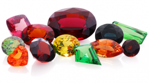Farnham's Julie Peel Jewellers explain why January's birthstone, Garnet, is full of surprises!