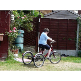 Twickenham bike retailer help to replace stolen tricycle