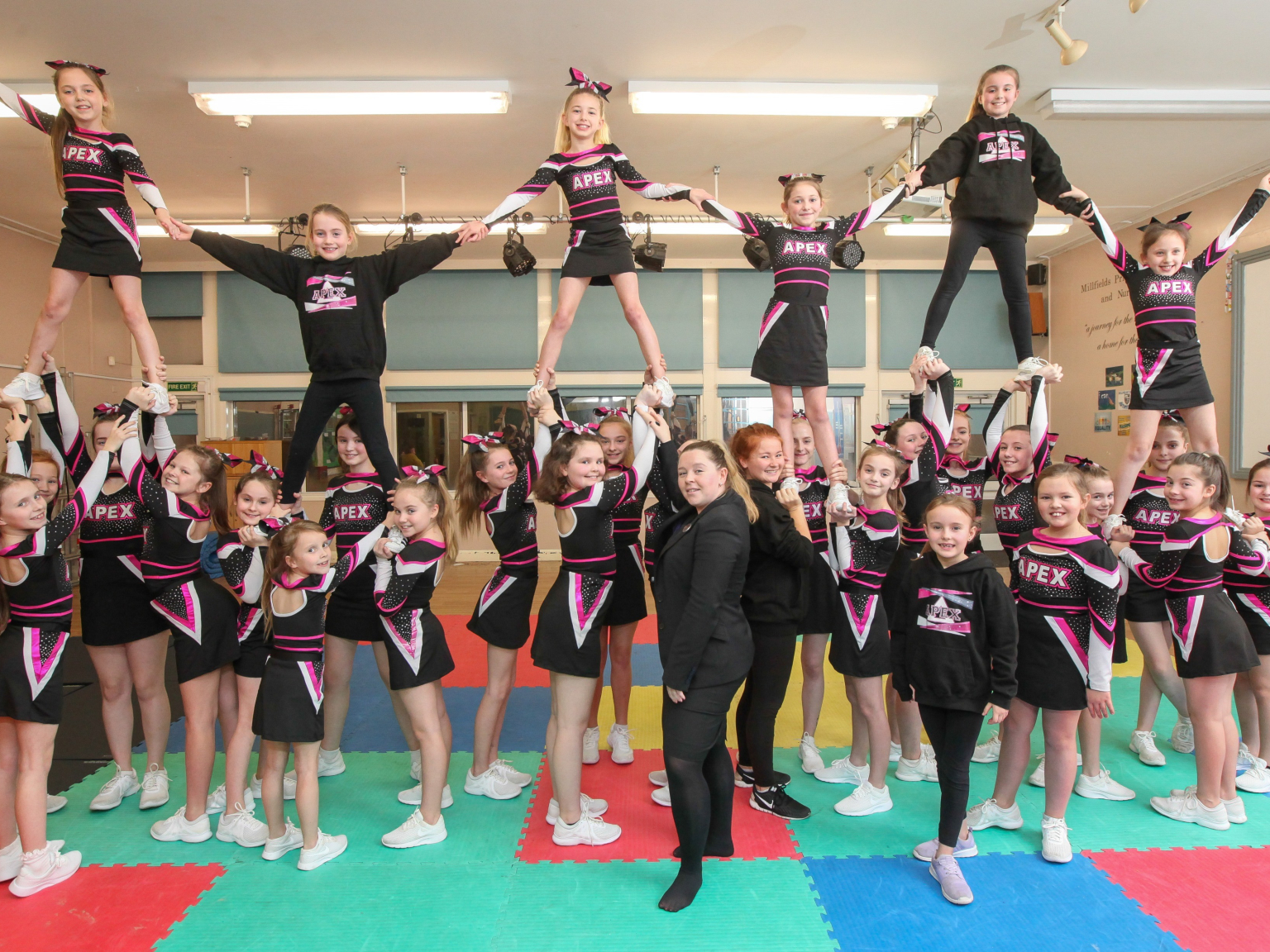 REDROW CHEERS ON NANTWICH CHEERLEADERS