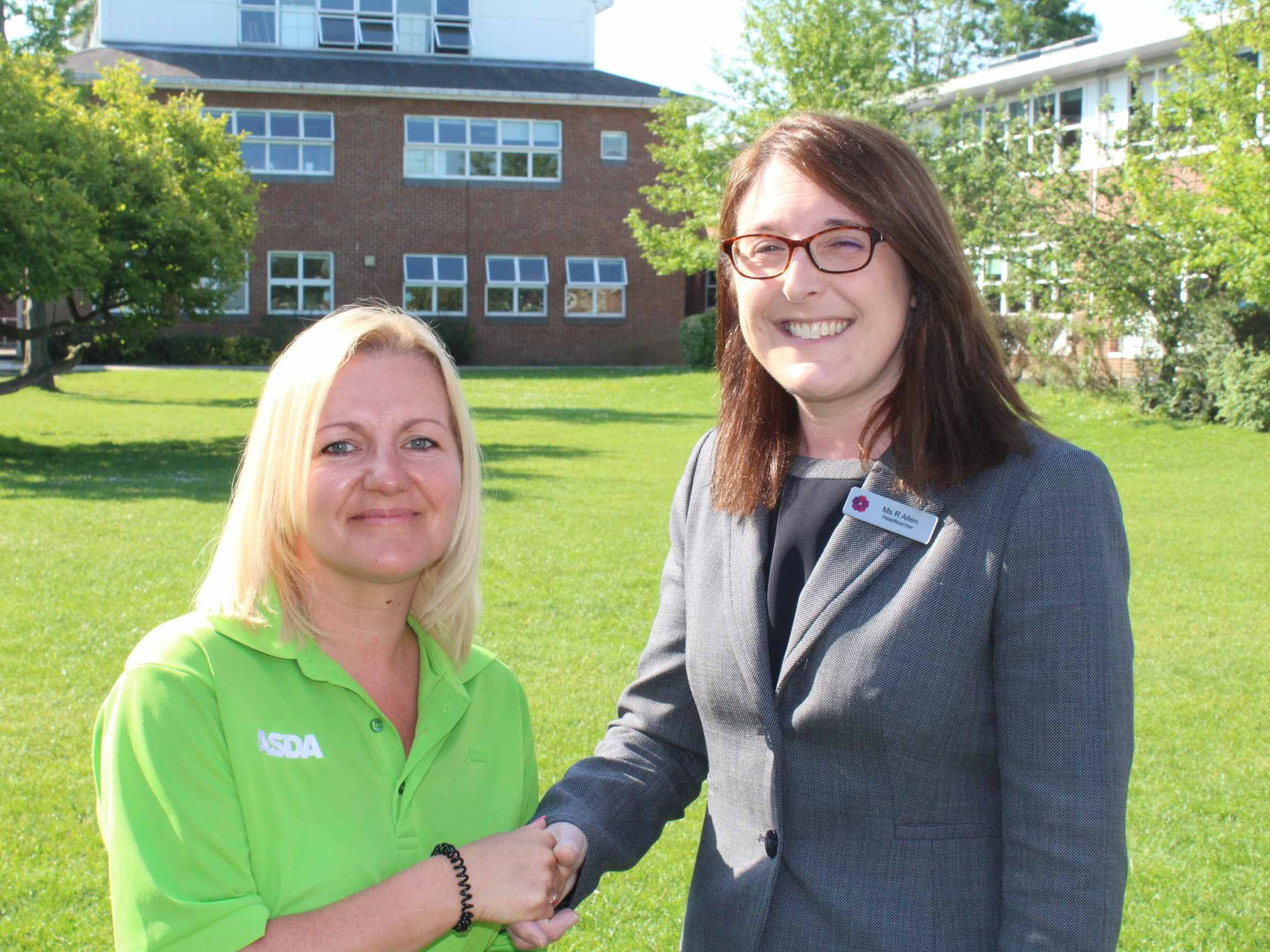 Asda Burgh Heath Gives Local Rosebery School A Fundraising Boost