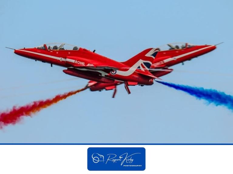 Red Arrows Light Up Eastbourne Skies – Airbourne 2025 Highlights