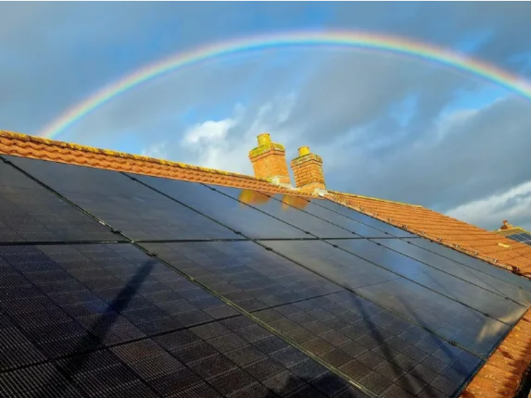 How Solar Energy Can Reduce Heating Costs in Winter