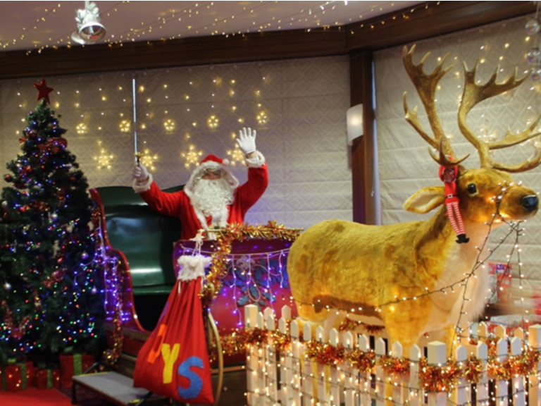 SANTA SPECIAL SUNDAY LUNCHES!