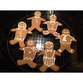 A Lowestoft "Make it with the kids" recipe for half term. Gingerbread men.
