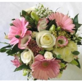 What are the different types of flower bouquets?