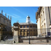Top 5 walking tours of Oxford