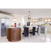 How to achieve the perfect handleless kitchen