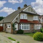 Property of the Week – Three Bedroom Semi Detached House –Bradstock Road - #Stoneleigh #Surrey @PersonalAgentUK