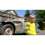 1-Year-Old Girl Buys a Car on Dad's Smartphone