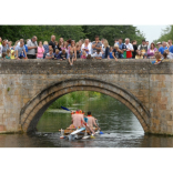 Deeping Raft Race is a Hawaiian-beach-themed success