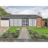 Christmas Letting of the Week –2 Bedroom Bungalow –Elmslie Close - #Epsom #Surrey @PersonalAgentUK  