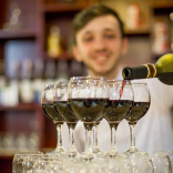 Reasons to hire a professional bartender for your wedding reception