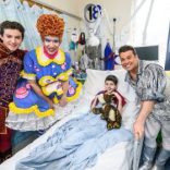 STARS OF SNOW WHITE VISIT  BIRMINGHAM CHILDREN’S HOSPITAL