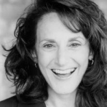 LESLEY JOSEPH RETURNS TO BIRMINGHAM  HIPPODROME AS MOTHER SUPERIOR IN SISTER ACT