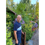 Open garden weekend raises more than £2,000 for Macmillan Cancer Support