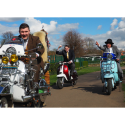 ‘ONE MAN TWO GUVNORS’ OPENS 11TH MAY – EAST MIDLANDS PREMIERE