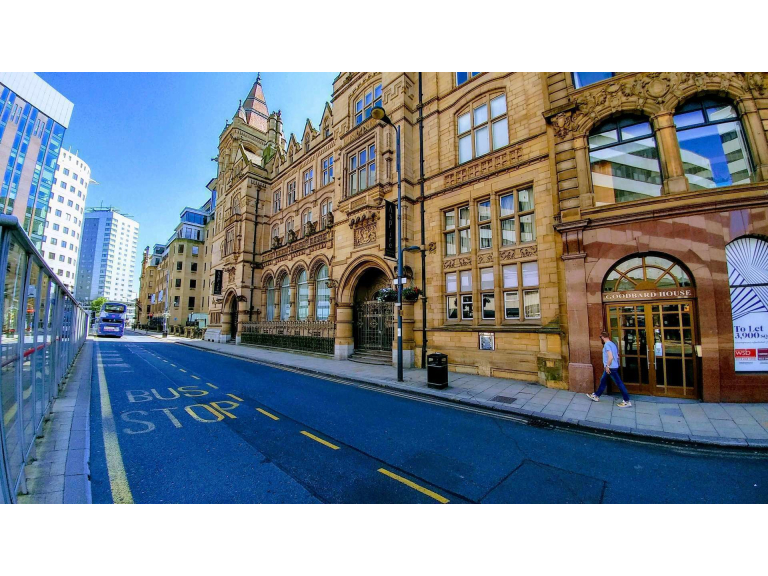 Leeds Careers Fair | 27th September 2024 | The UK Careers Fair