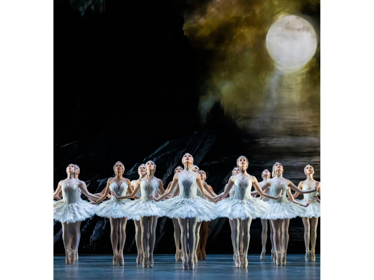 Royal Ballet: Swan Lake Recorded at the Royal Ballet & Opera