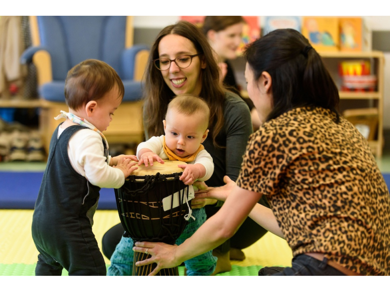 Free group singing sessions for new mums & babies in Southwark (Ellen Brown)