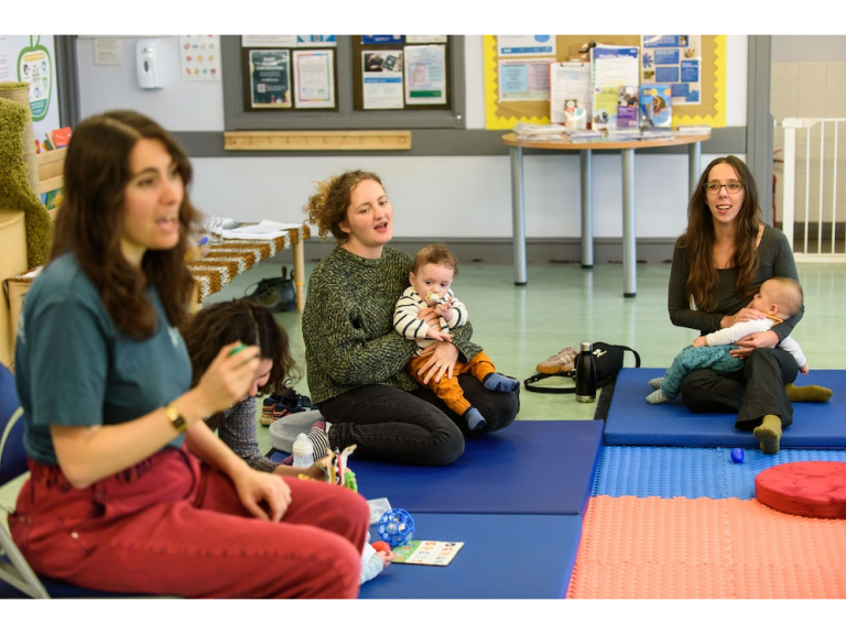 Free group singing sessions for new mums & babies in Southwark (Ellen Brown)
