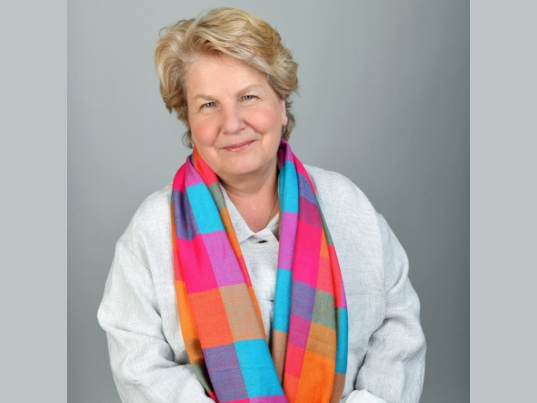 Sandi Toksvig - Friends of Dorothy