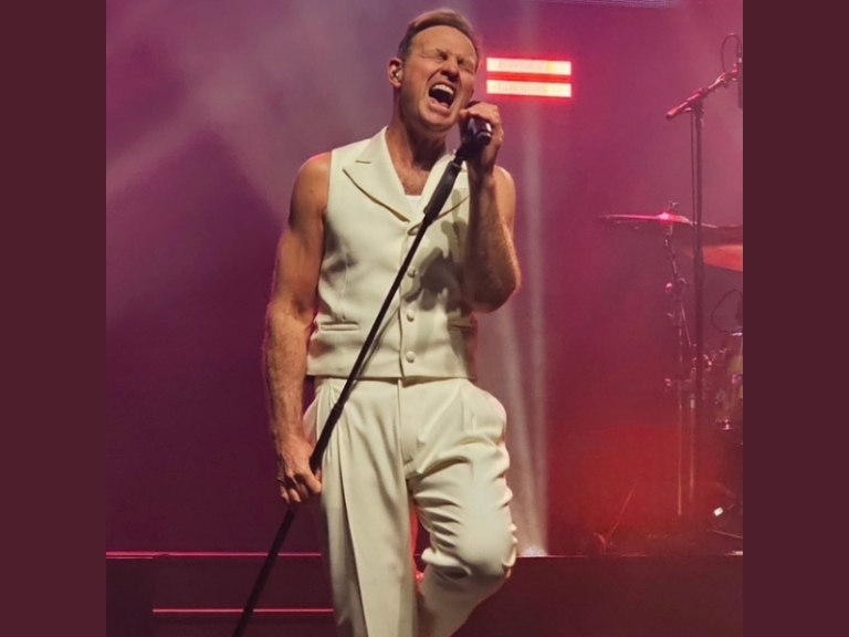 Jason Donovan - Doin' Fine Encore