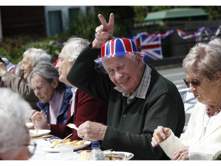 Spirit of the 1940s – Fareham care home invites community to honour VE Day