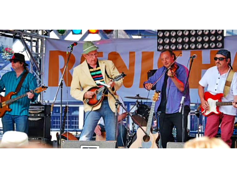 Murphy’s Marbles - Irish music in the Big Marquee!