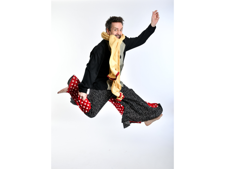  Phil Nichol - Trying My Best