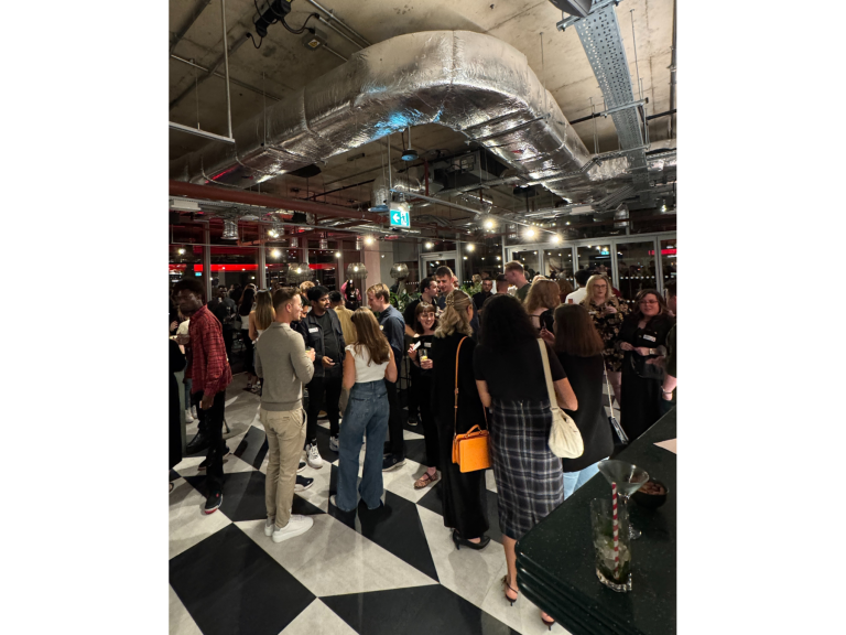 Solo Connects Singles Mixer Evening