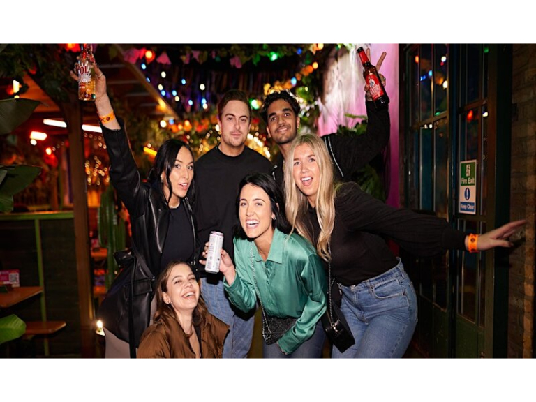 New Year's Eve Pub Crawl Camden