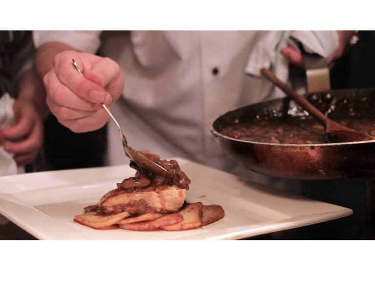 Sunday Lunch at the Croud Meadow 