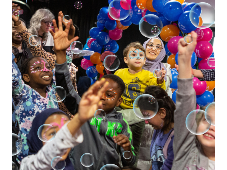 Big Red Bath Bubble Disco