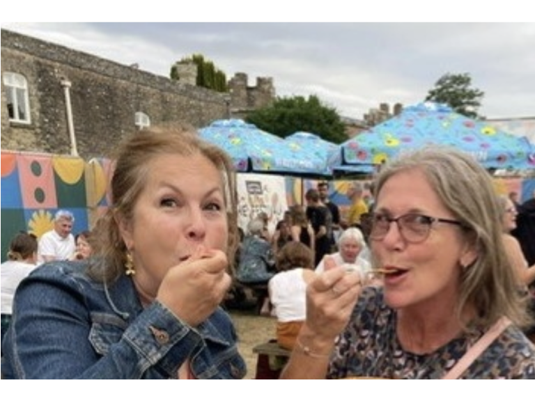 Walking Food Tour of Ludlow – A Taste of Local Flavours & History