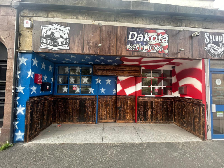Dakota Saloon - Country Music and Line Dancing
