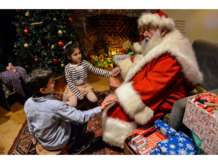 Santa's Christmas Grotto at Lauderdale House