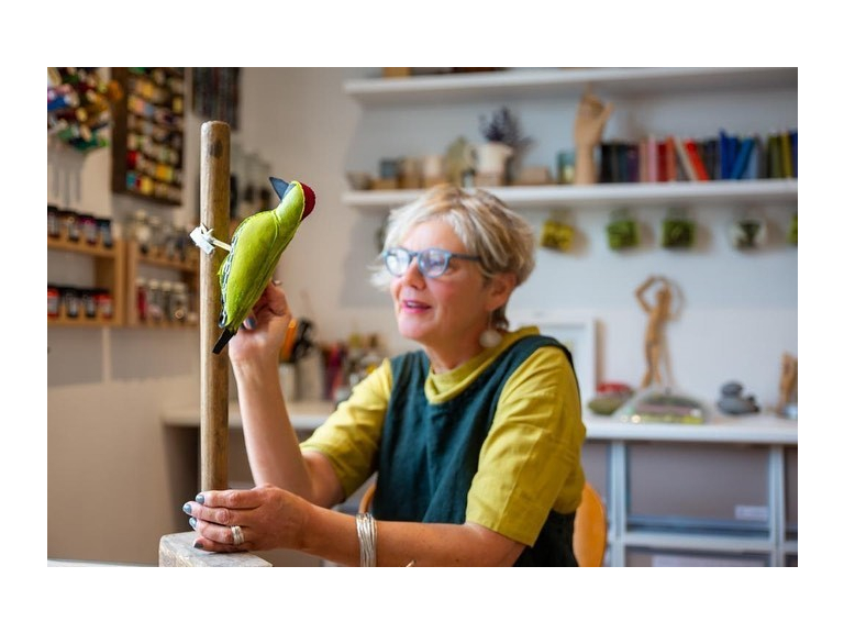 Naomi Beevers: A Distinctive Flock