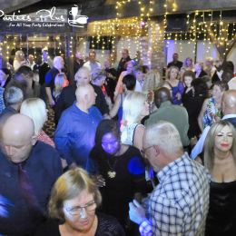 MAIDENHEAD, BERKS 35S TO 60S PLUS PARTY FOR SINGLES AND COUPLES - FRIDAY 21 JUNE