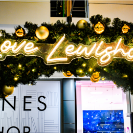 The Giving Tree Returns to Lewisham Shopping Centre this Christmas