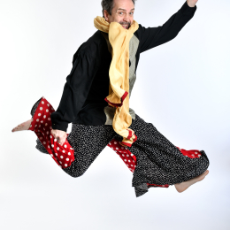  Phil Nichol - Trying My Best
