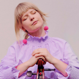 Monique Clare – Live Cello