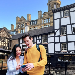 Manchester City Walking Tour & Interactive Treasure Hunt