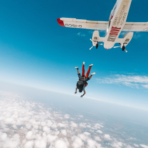 14,000ft Skydive with The Army Parachute Association