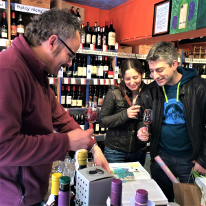 Fun & Informal FREE Saturday Tastings at Duncan Murray Wines