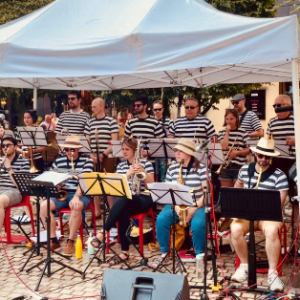 Live music at Leopold Square: The Dark Side of the Lounge and Langsett Dance Orchestra