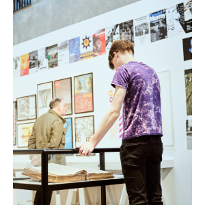 Tracing the Independents Biennial