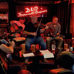 UN-PLUGGED, ACOUSTIC JAM 